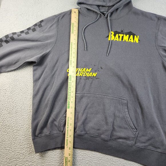 Batman Hoodie Men's 2XL XXL Gray Gotham Guardian Hooded Sweatshirt DC Comics - Picture 5 of 10